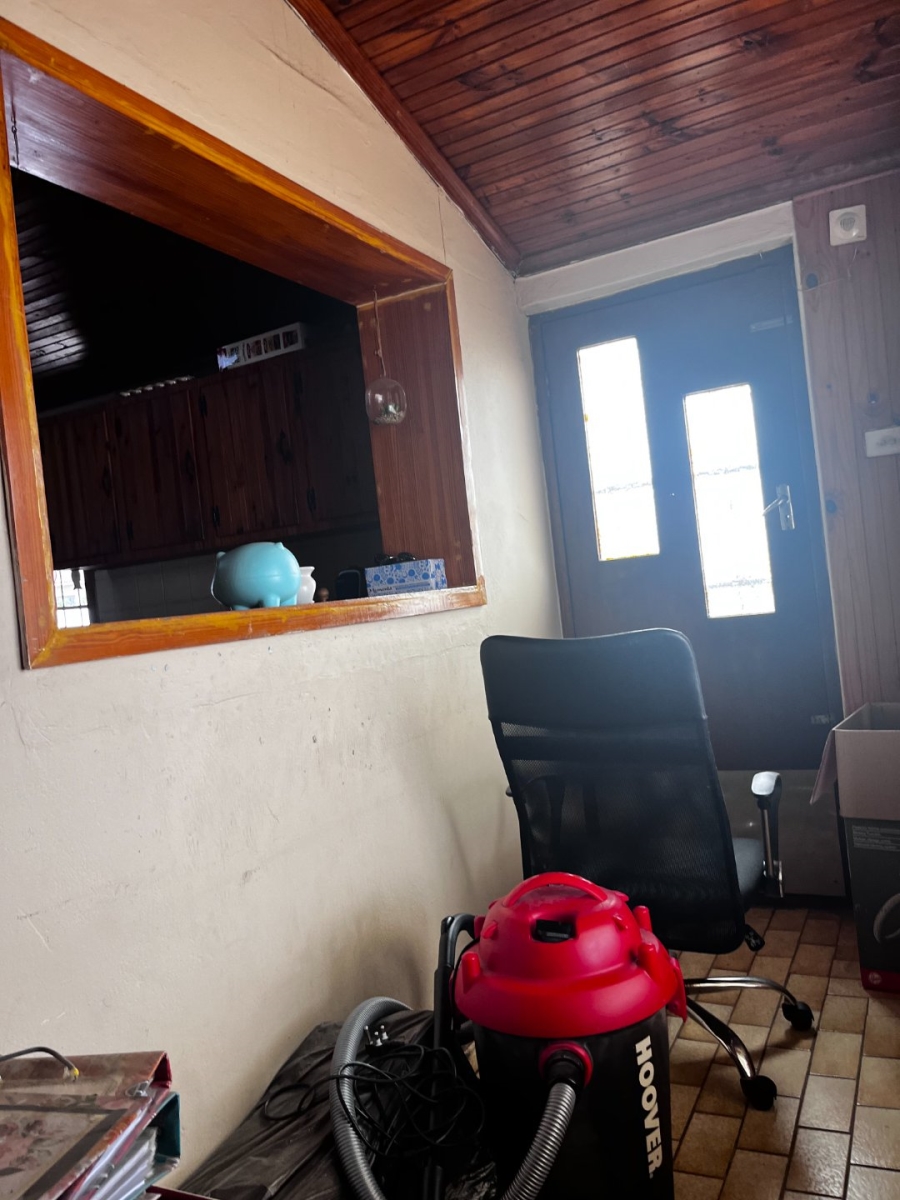 3 Bedroom Property for Sale in Algoa Park Eastern Cape